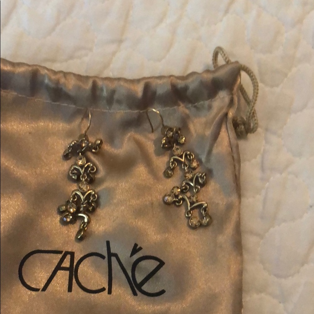 Gold earrings